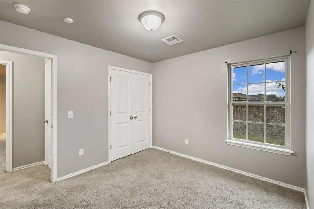 Photo 16 — 12709 Heritage Oaks Drive, Oklahoma City, OK 73120