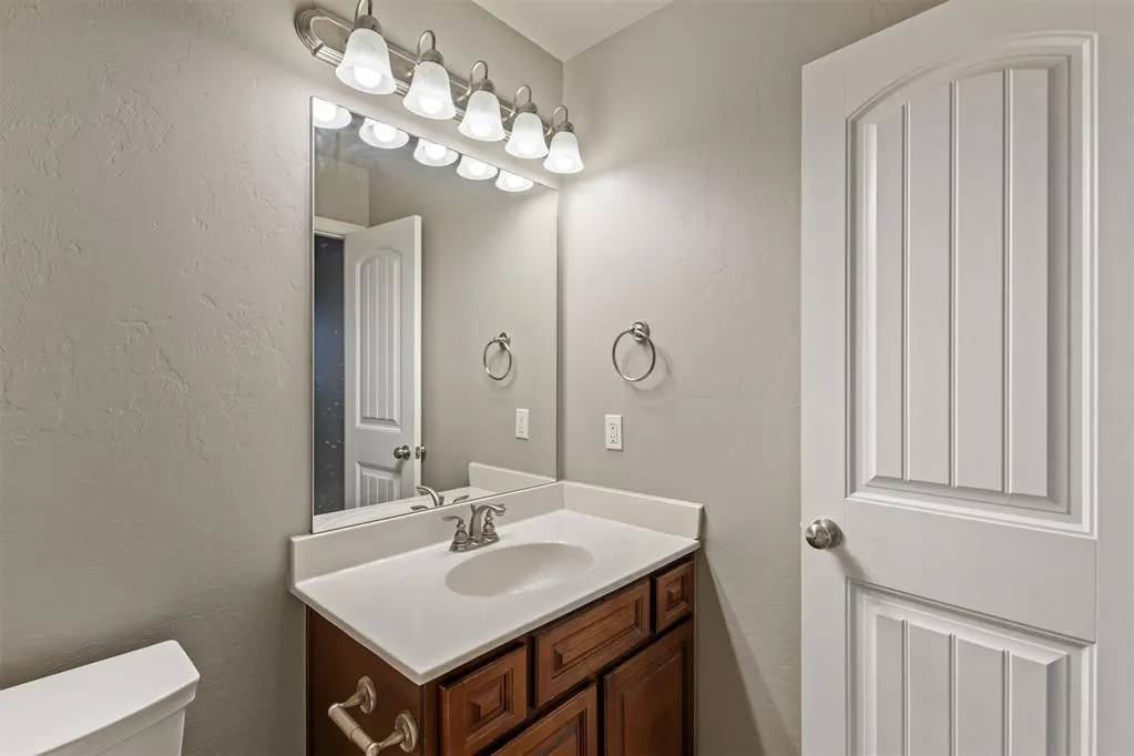 Photo 21 — 12709 Heritage Oaks Drive, Oklahoma City, OK 73120