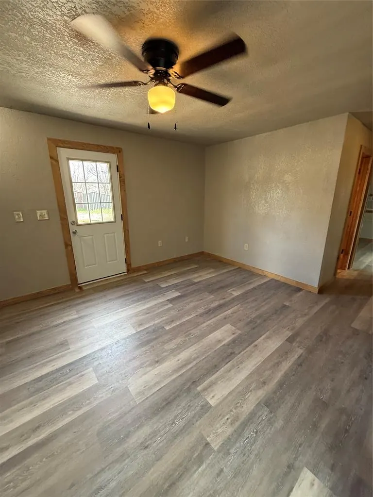 Photo 4 — 312 S Howard Avenue, Elk City, OK 73644