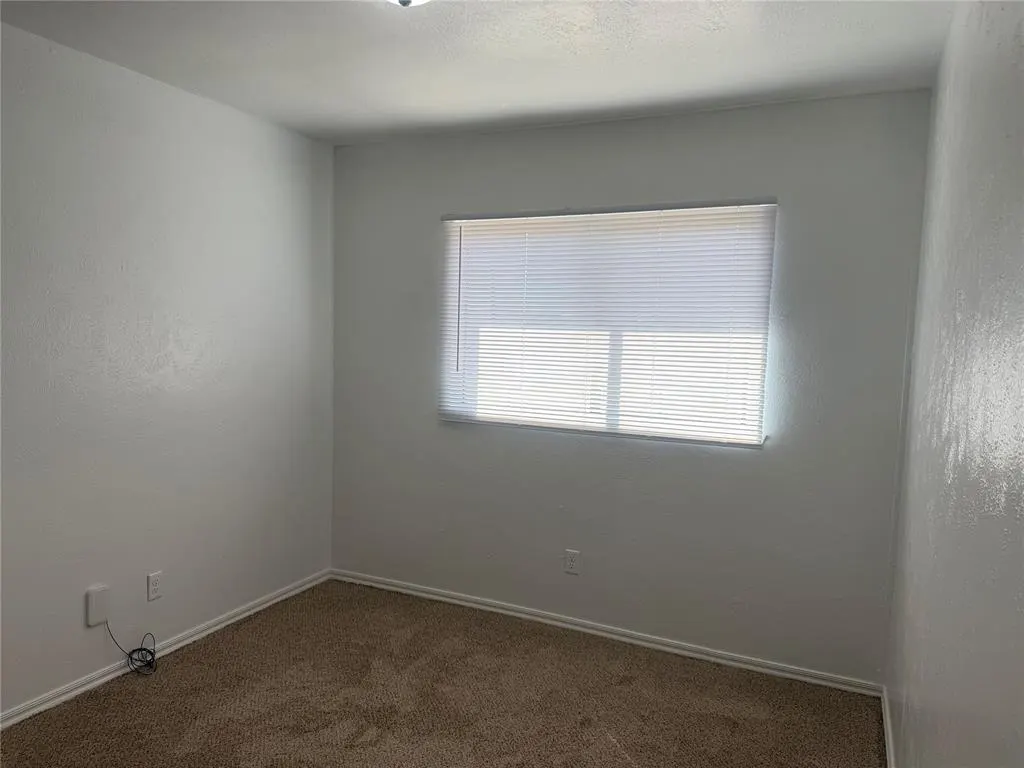 Photo 22 — 404 Mercury, Altus, OK 73521