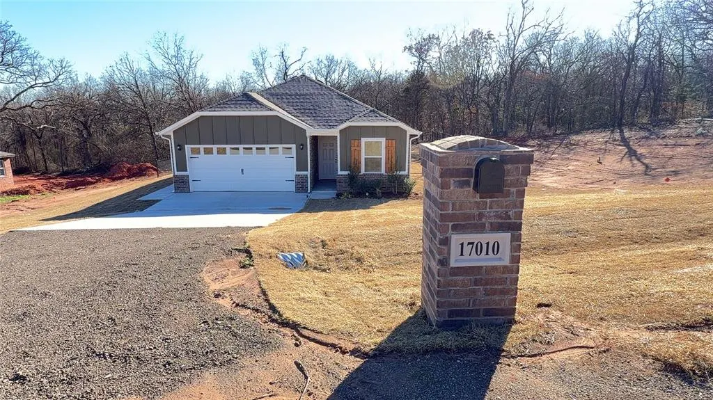 Front exterior — 17010 Buck Circle, Newalla, OK 74857