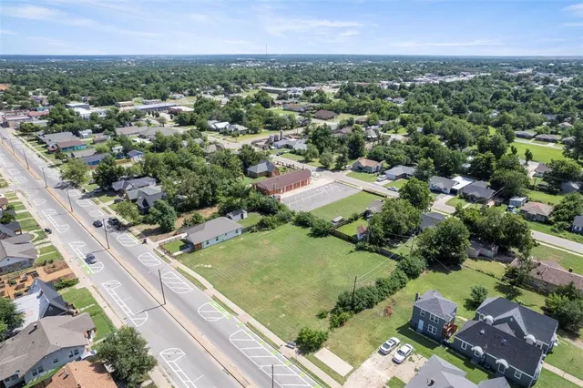 Photo 8 — 2118 N Lottie Avenue, Oklahoma City, OK 73111