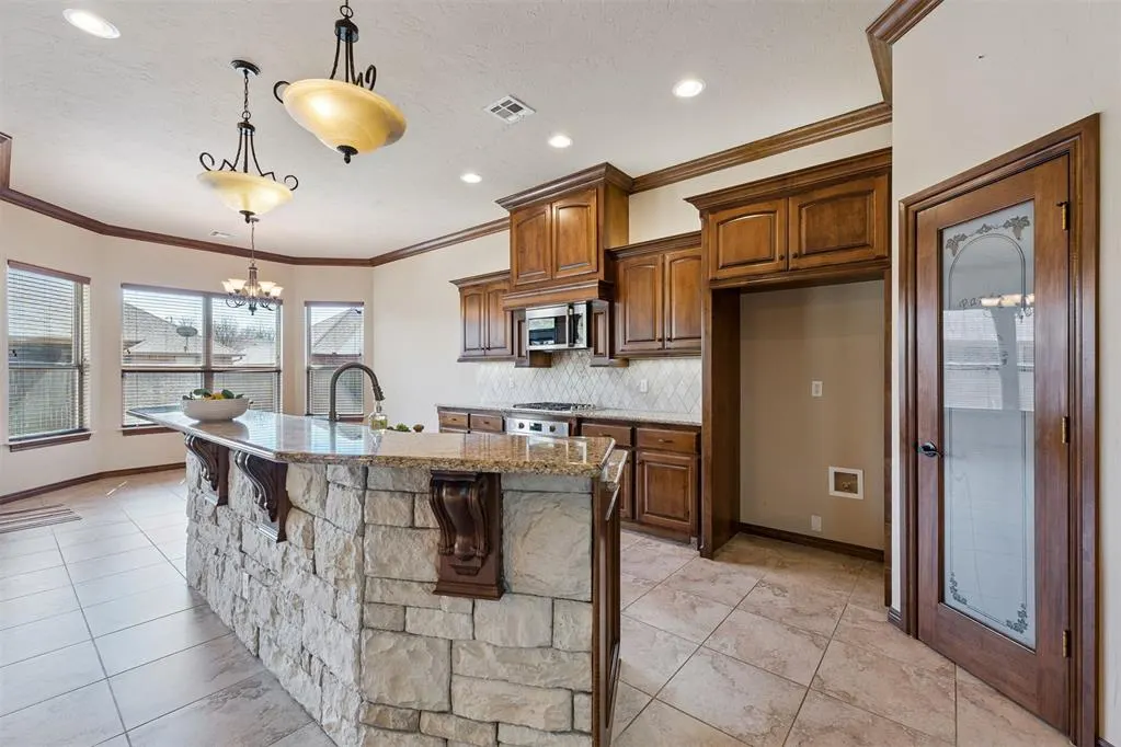 Photo 14 — 3124 SW 140th Street, Oklahoma City, OK 73170