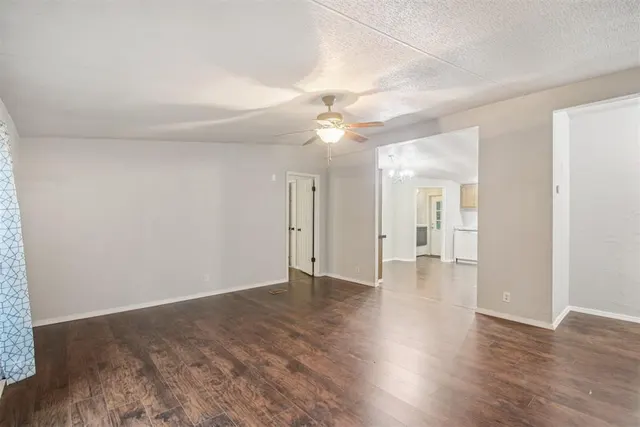 Photo 4 — 12900 Raymond King Drive, Moore, OK 73165
