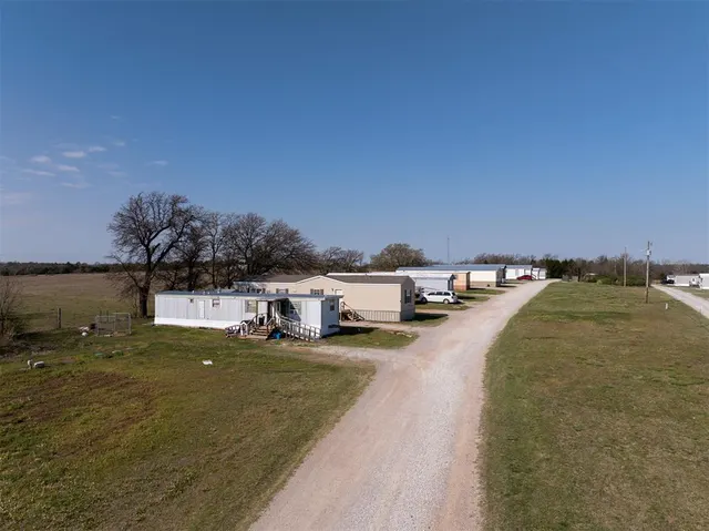 Photo 2 — 16504 Gaddy Road, Shawnee, OK 74801
