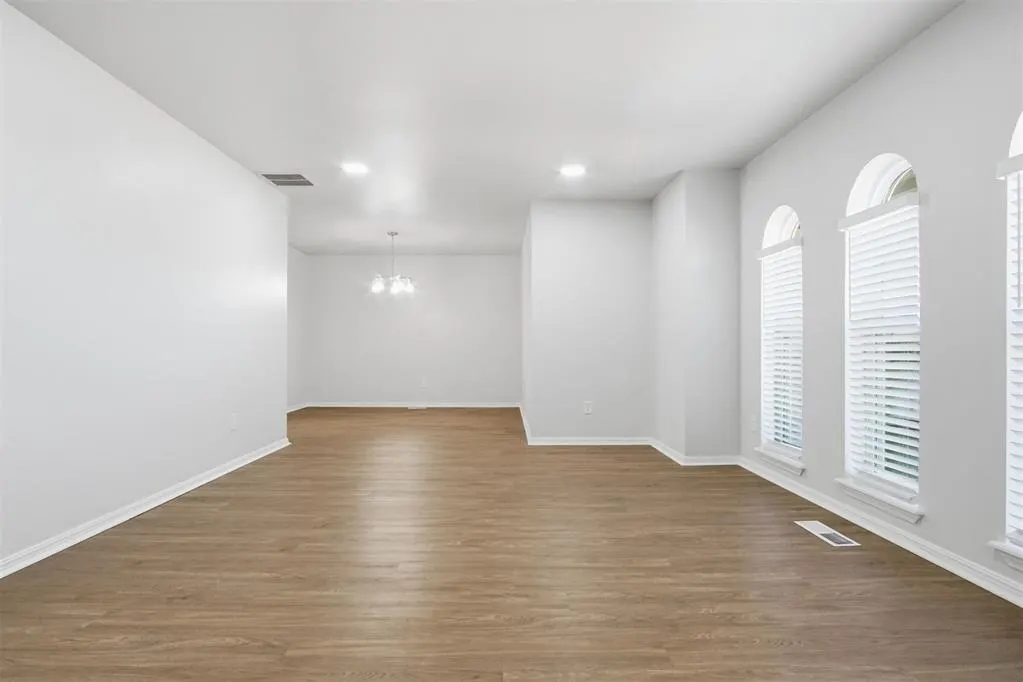 Photo 5 — 4816 NW 73rd Street, Oklahoma City, OK 73132