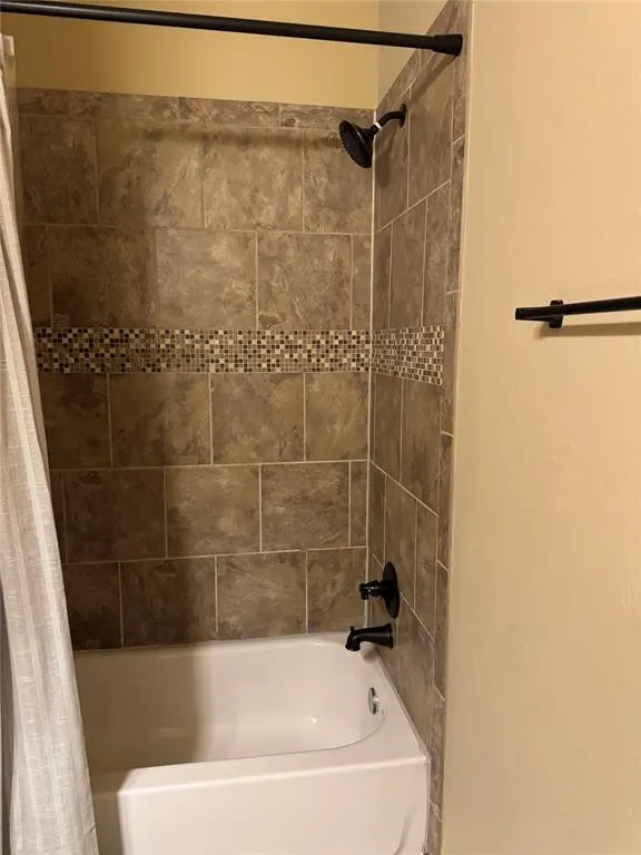 Photo 29 — 3320 Enclave Lane, Norman, OK 73072