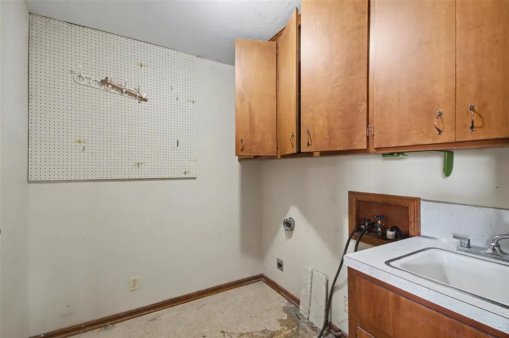 Photo 25 — 1708 Dover Drive, Ponca City, OK 74604
