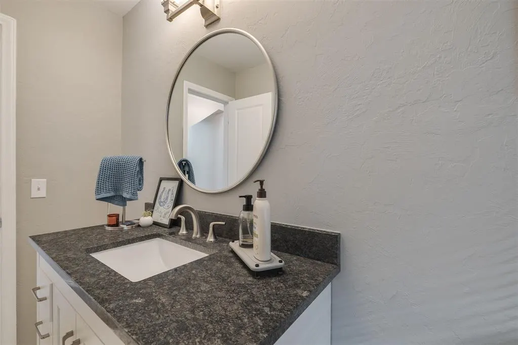 Photo 33 — 2225 NW 45th Street, Oklahoma City, OK 73112