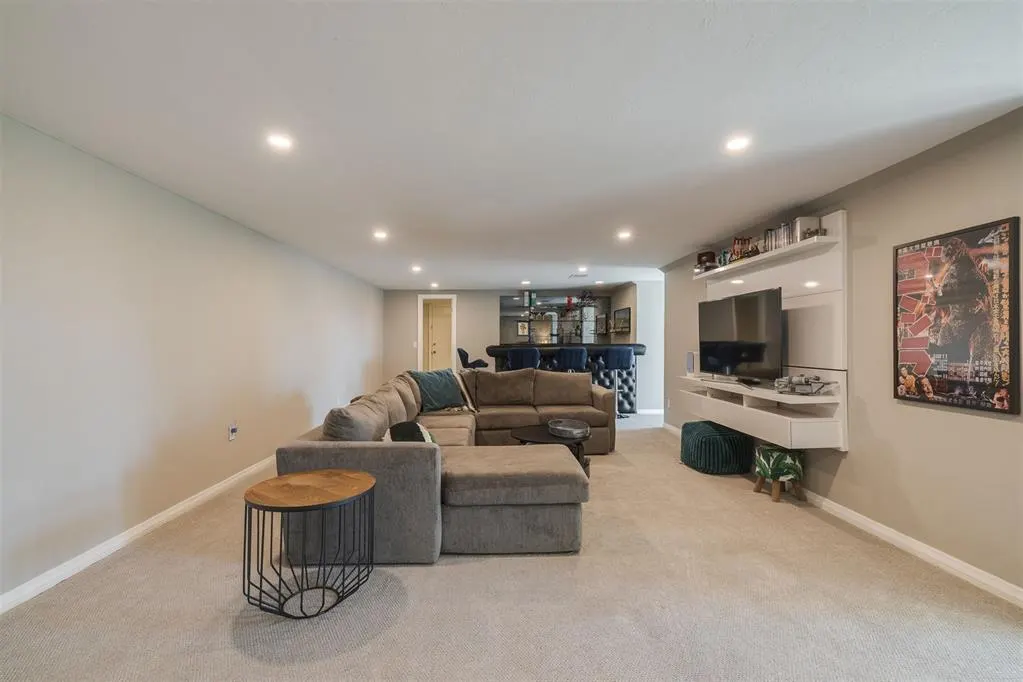 Photo 42 — 2225 NW 45th Street, Oklahoma City, OK 73112