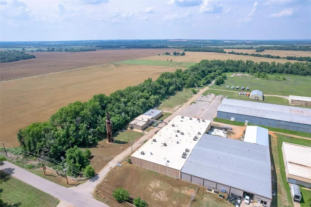 Photo 27 — 851 N 4th Street, Guthrie, OK 73044
