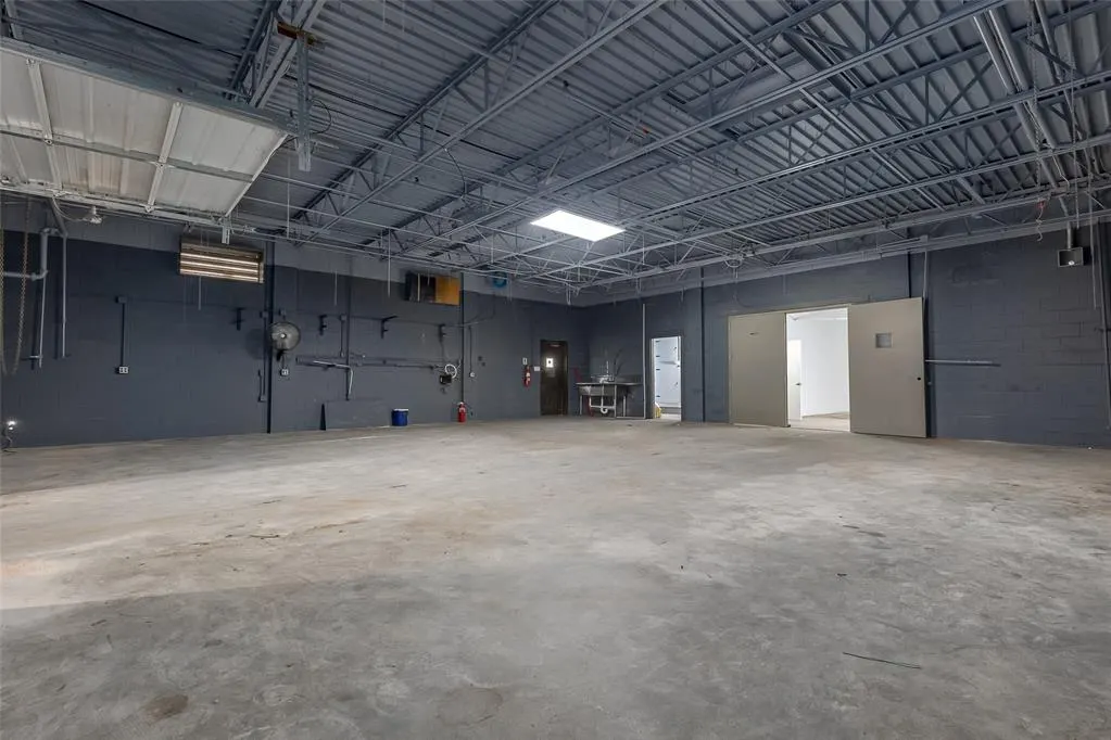 Photo 30 — 851 N 4th Street, Guthrie, OK 73044