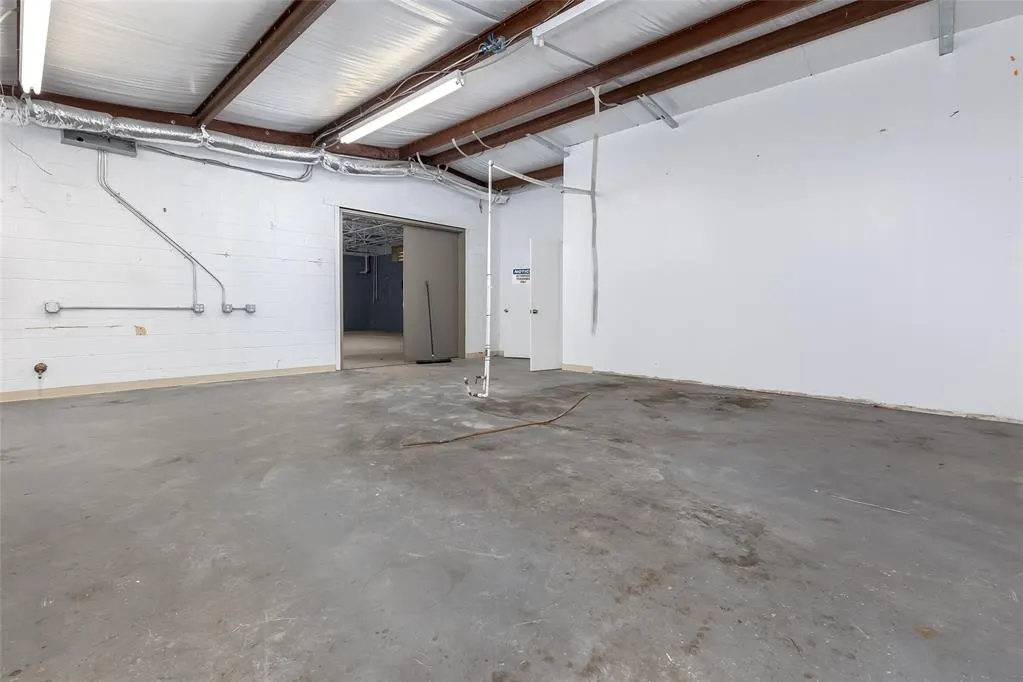 Photo 33 — 851 N 4th Street, Guthrie, OK 73044