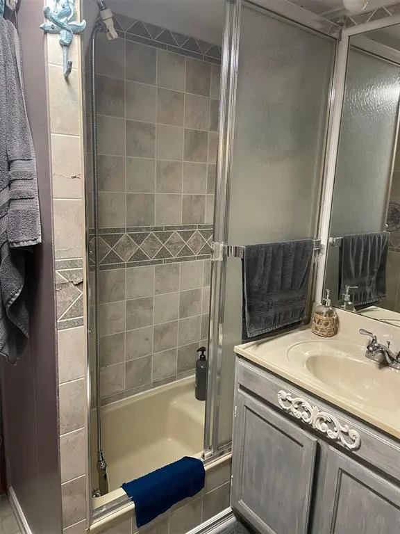 Photo 3 — 231 Chelshea Drive, Sulphur, OK 73086