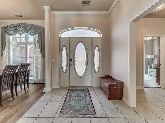 Photo 5 — 10200 Oak Park Drive, Midwest City, OK 73130
