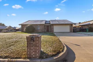 Sold home at 8800 92nd Street