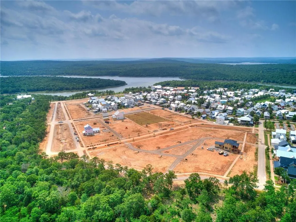 Photo 2 — 32 Hill Street, Carlton Landing, OK 74432