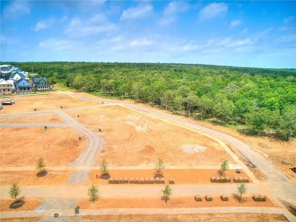 Photo 11 — 32 Hill Street, Carlton Landing, OK 74432