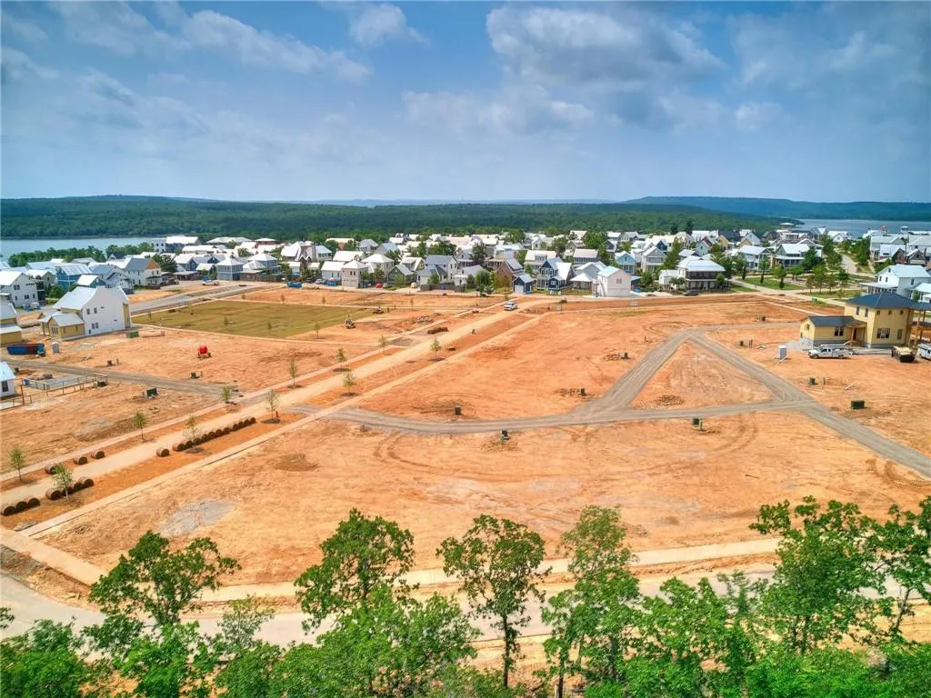 Photo 32 — 32 Hill Street, Carlton Landing, OK 74432