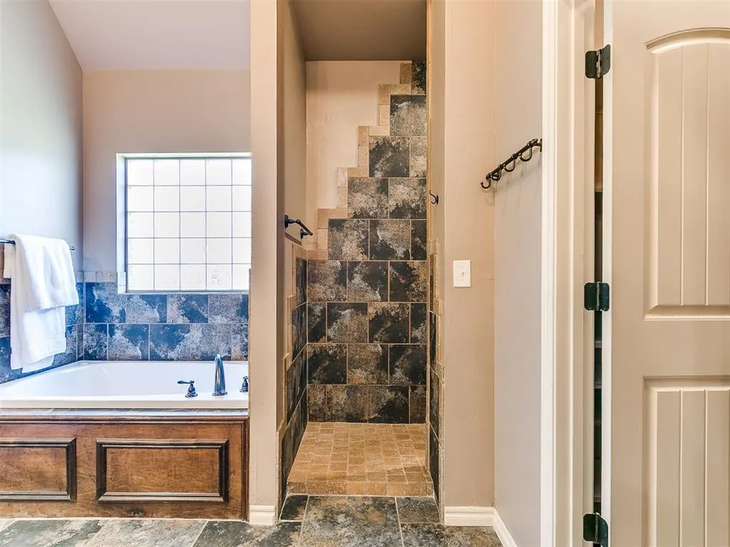 Photo 25 — 1409 Brayhill Road, Edmond, OK 73003