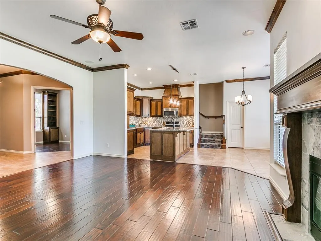Photo 7 — 1409 Brayhill Road, Edmond, OK 73003