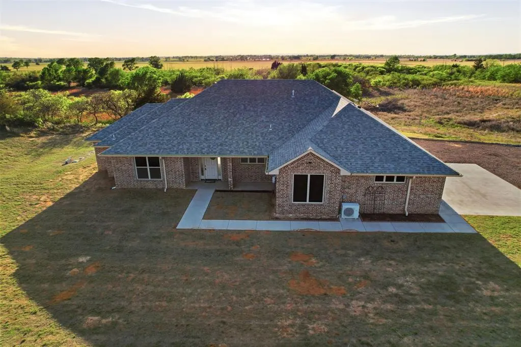 Front exterior — 15637 S County Road 207 Road, Blair, OK 73526