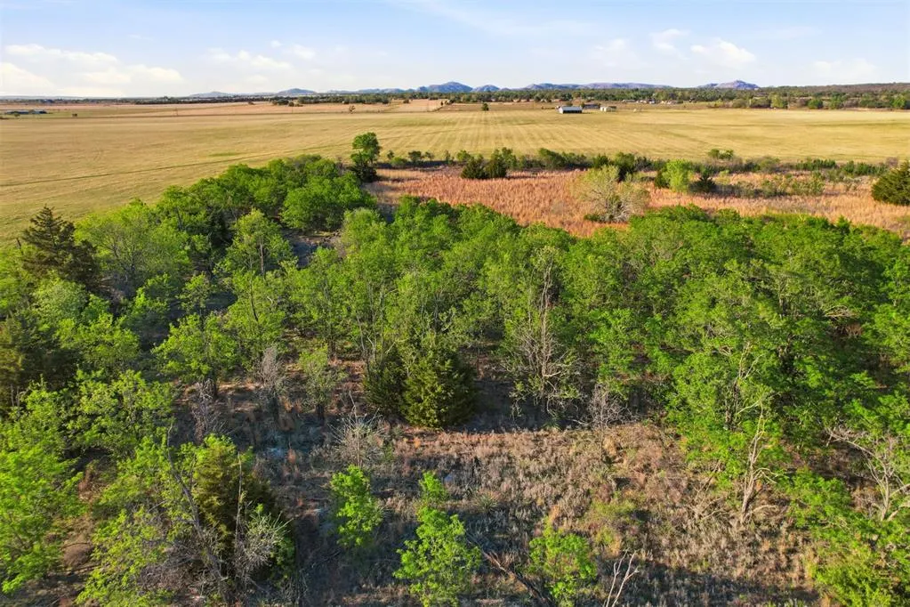 Photo 31 — 15637 S County Road 207 Road, Blair, OK 73526