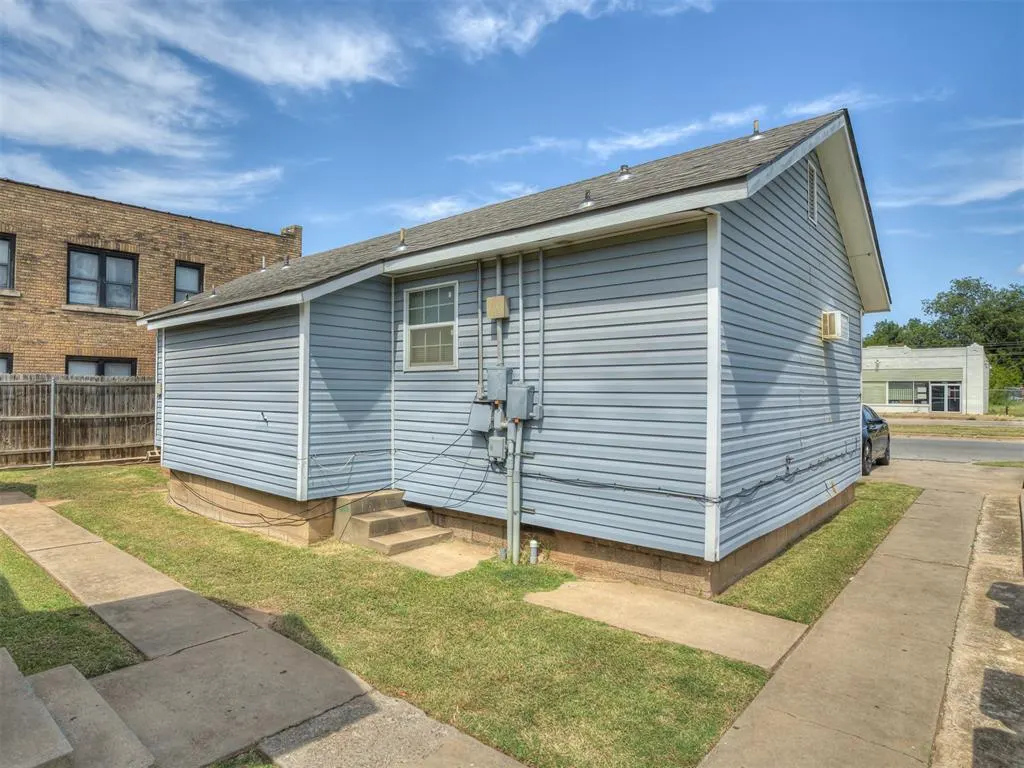 Photo 6 — 2308 NW 12th Street, Oklahoma City, OK 73107