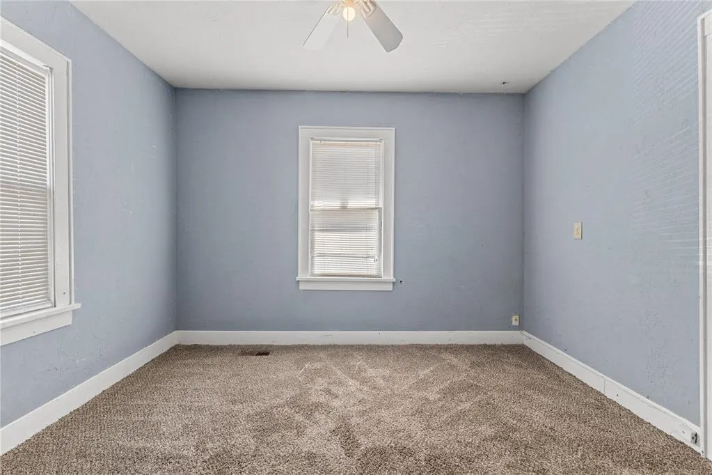 Photo 12 — 312 S 14th Street, Clinton, OK 73601