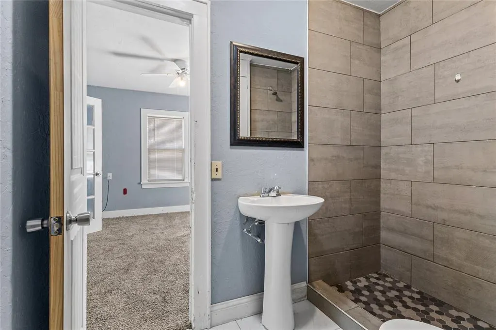 Photo 15 — 312 S 14th Street, Clinton, OK 73601