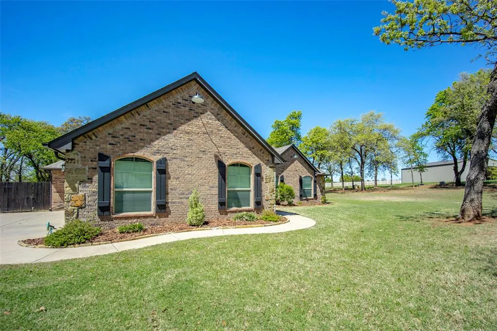 Photo 3 — 2256 County Road 1312, Blanchard, OK 73010