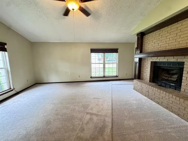 Photo 5 — 1037 NW 166th Street, Edmond, OK 73012