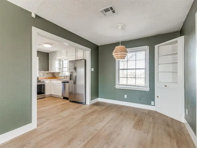Photo 7 — 415 E Frank Street, Norman, OK 73071