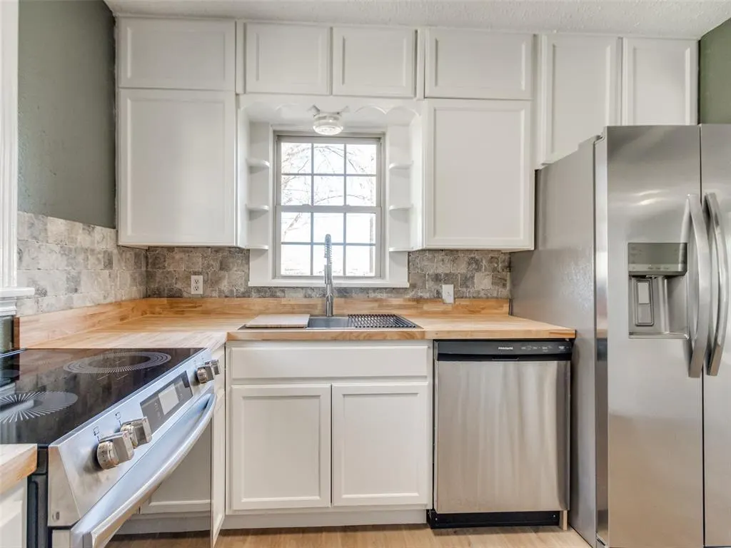 Photo 15 — 415 E Frank Street, Norman, OK 73071