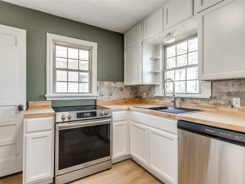 Photo 17 — 415 E Frank Street, Norman, OK 73071