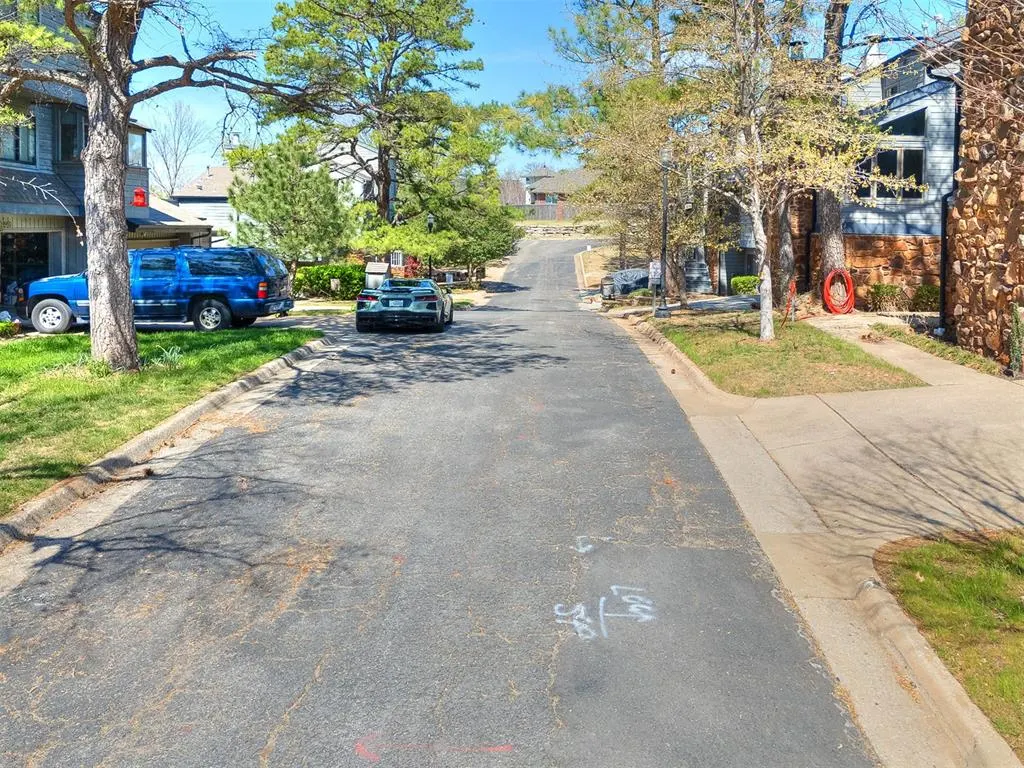 Photo 43 — 7444 S Winston Place 403, Tulsa, OK 74136