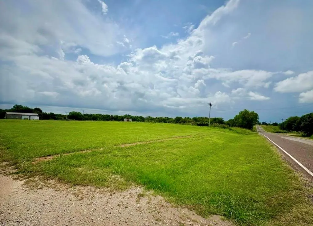 Photo 2 — 18304 Johnson Avenue, Purcell, OK 73080