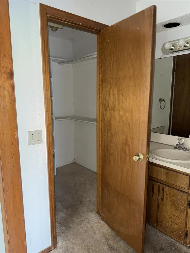 Photo 15 — 708 Cedar Lane Court, Tecumseh, OK 74873
