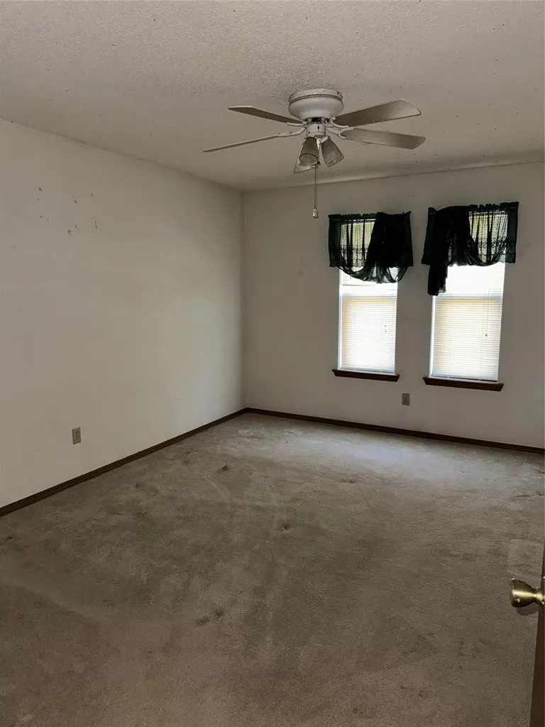 Photo 18 — 708 Cedar Lane Court, Tecumseh, OK 74873