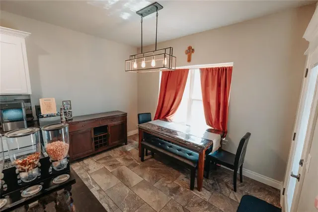 Photo 8 — 2108 Tumbleweed Lane, Altus, OK 73521