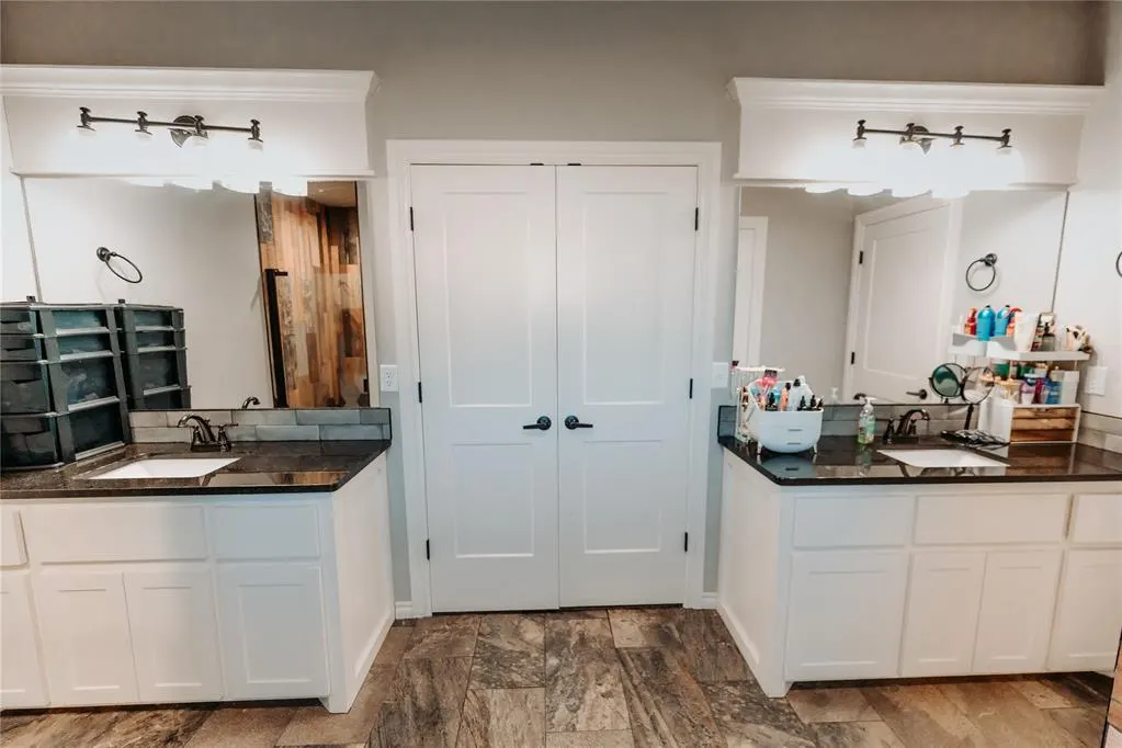 Photo 25 — 2108 Tumbleweed Lane, Altus, OK 73521