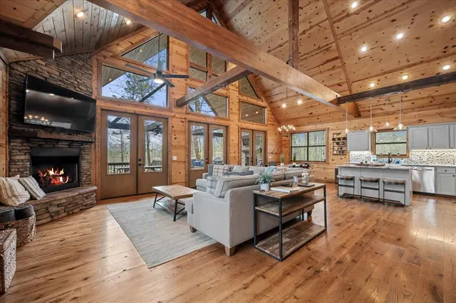 Photo 5 — 152 Banjo Lane, Broken Bow, OK 74728