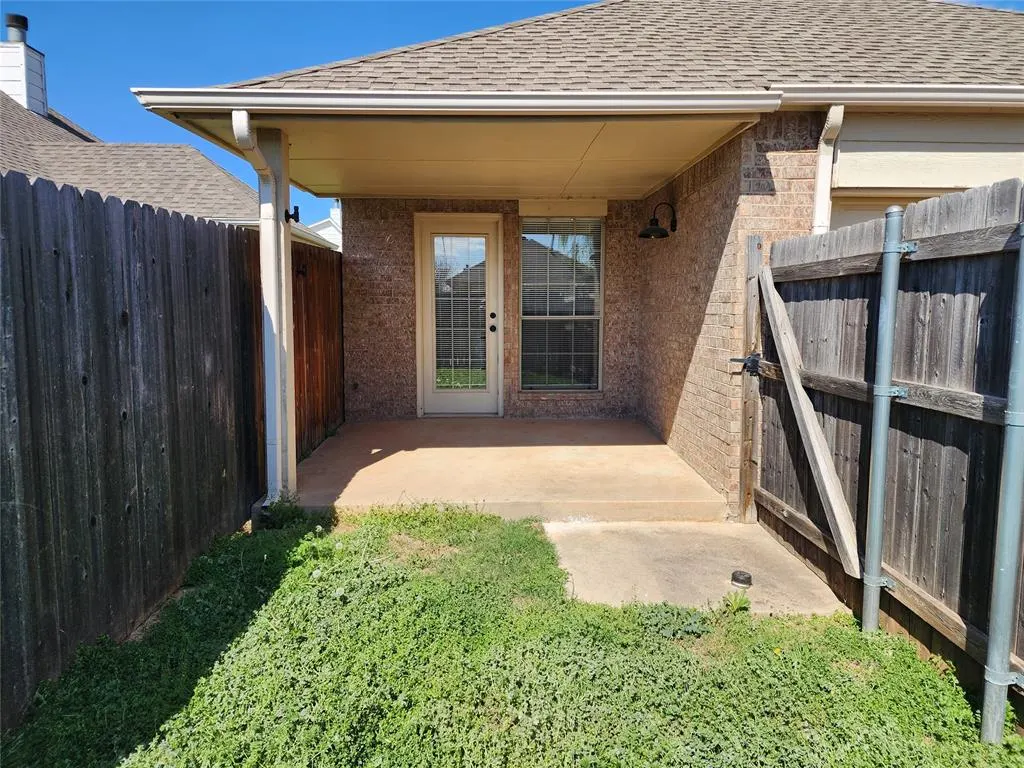 Photo 23 — 1004 SW 23rd Street, Moore, OK 73170