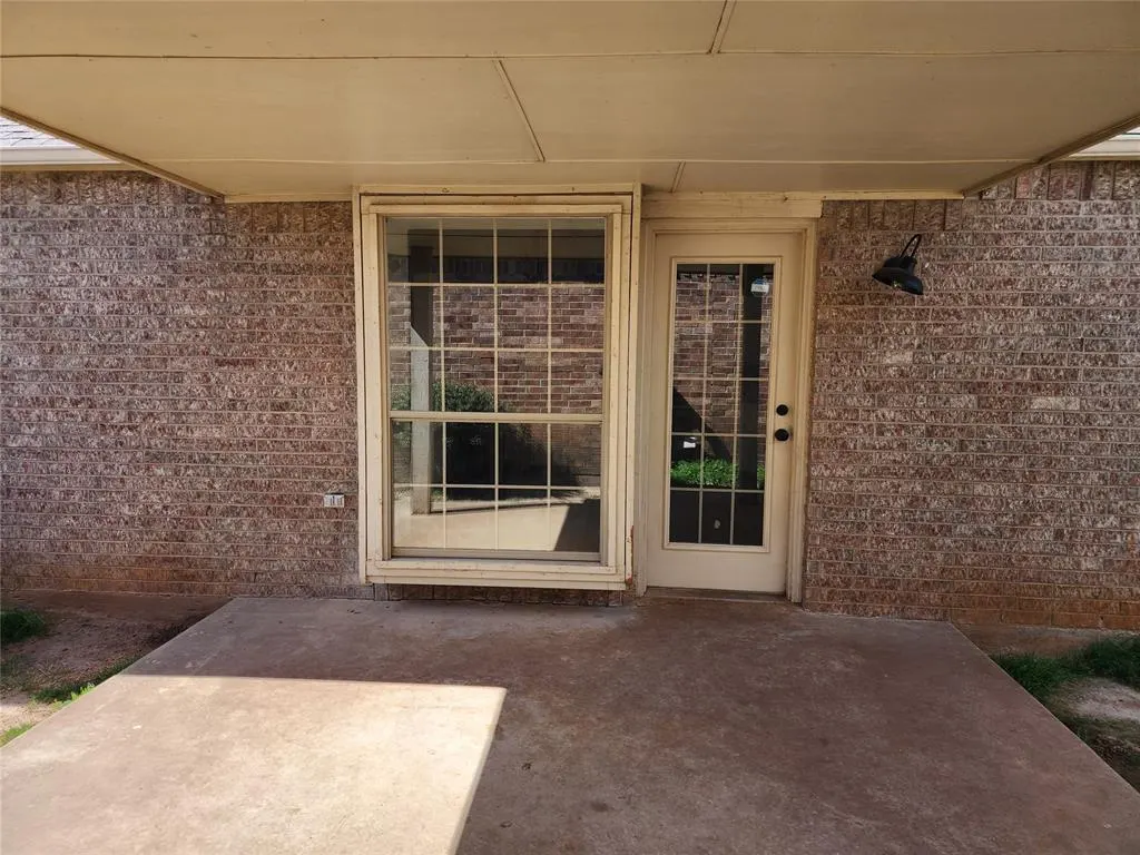Photo 26 — 1004 SW 23rd Street, Moore, OK 73170