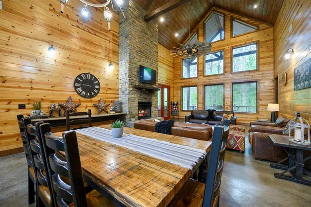 Photo 8 — 312 Sugar Pine Loop, Broken Bow, OK 74728