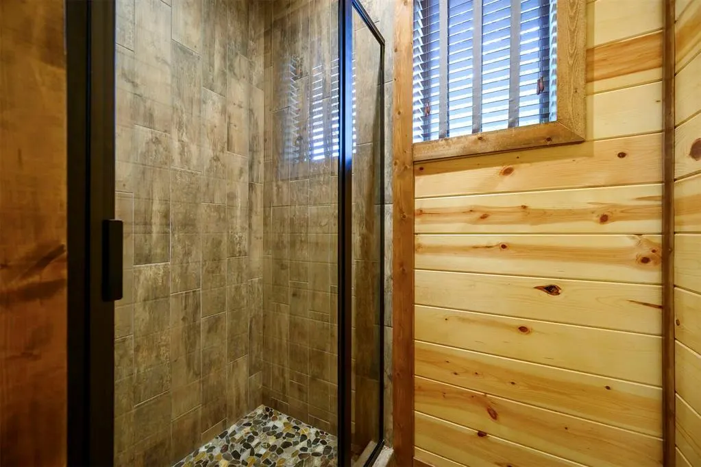 Photo 27 — 312 Sugar Pine Loop, Broken Bow, OK 74728