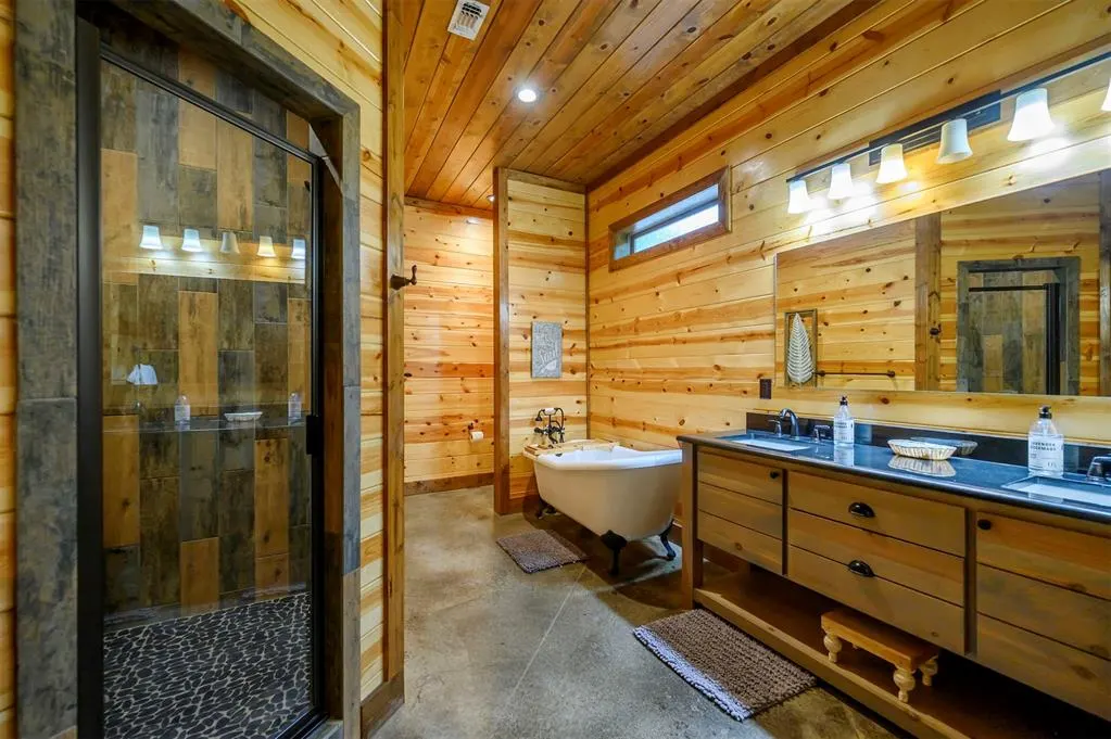 Photo 35 — 312 Sugar Pine Loop, Broken Bow, OK 74728