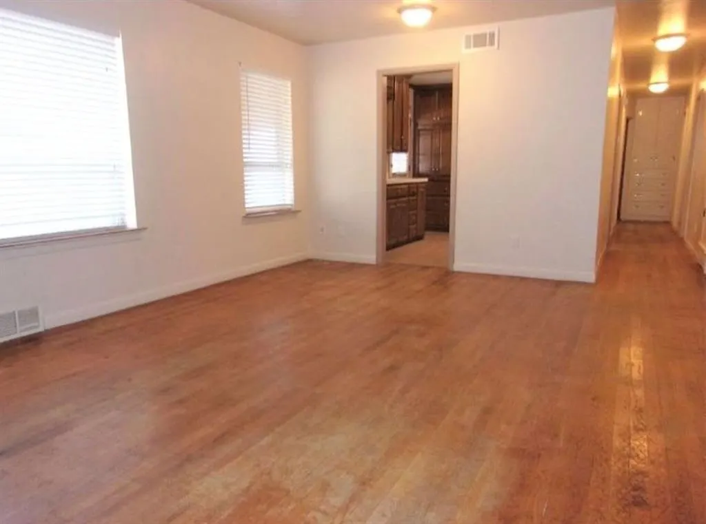 Photo 7 — 3801 NW 57th Street, Oklahoma City, OK 73112