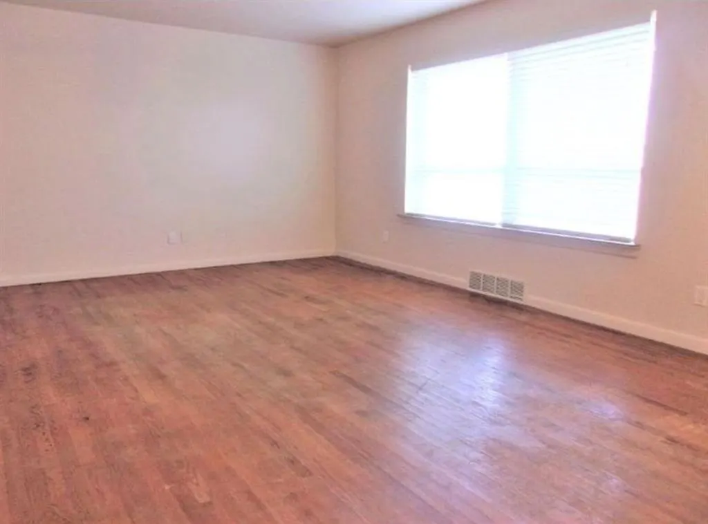 Photo 8 — 3801 NW 57th Street, Oklahoma City, OK 73112