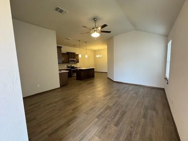 Photo 3 — 2417 Northcreek Lane, Oklahoma City, OK 73128